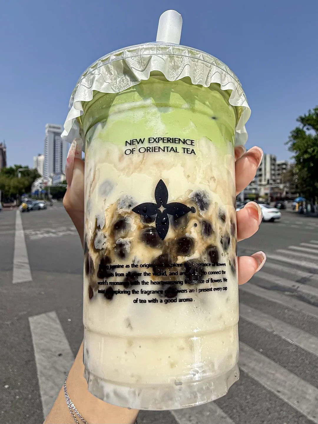 我很少用震撼形容一杯奶茶。。。。。。。。。