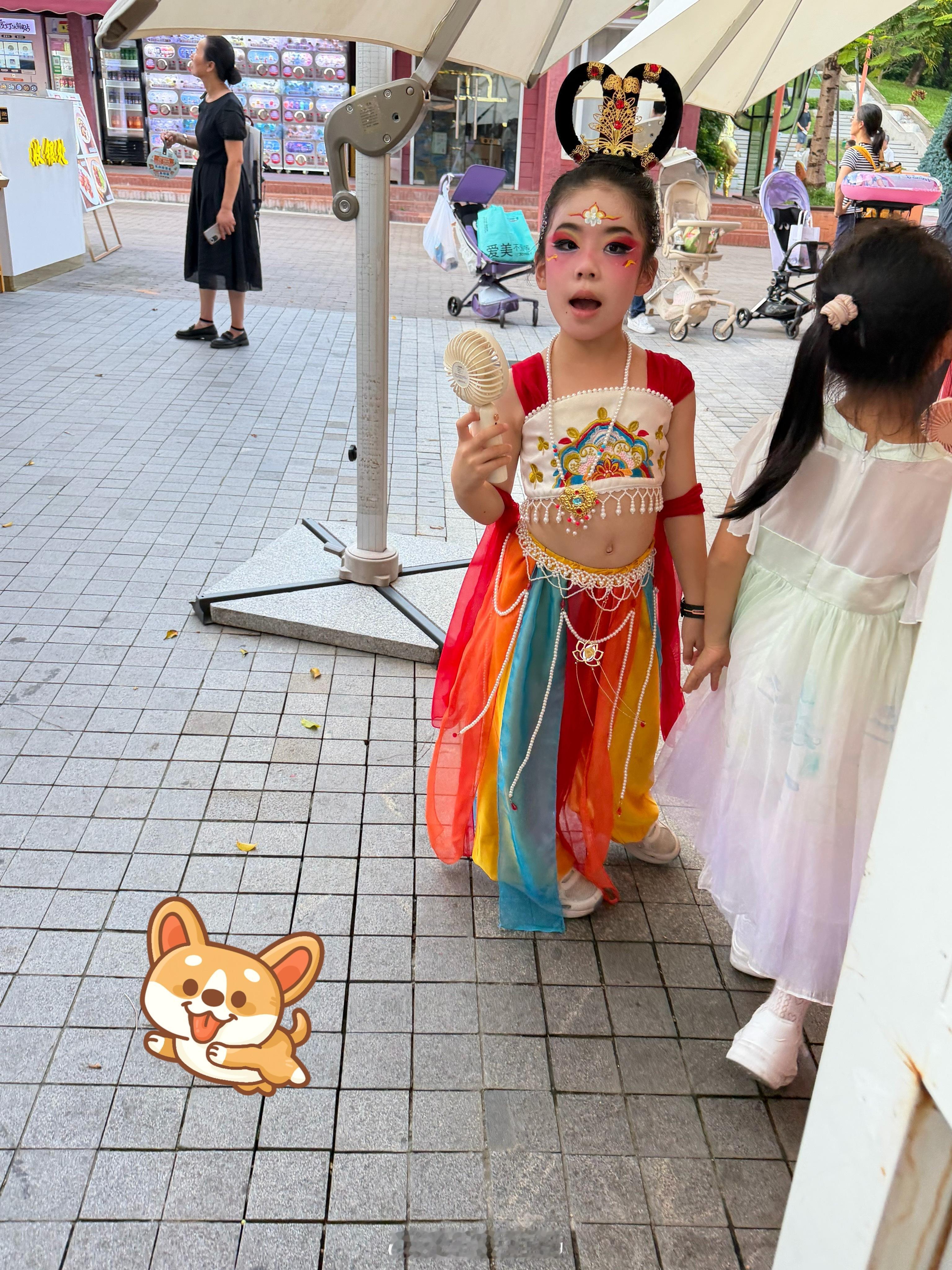 小女生真好看🤩 