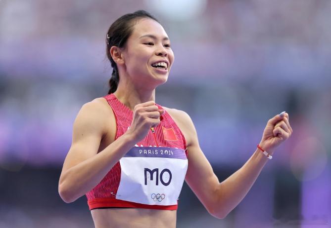 又要抢人家饭碗？ 中国400米栏后首次征战100米栏 刘景扬现场接招吴艳妮夏思凝