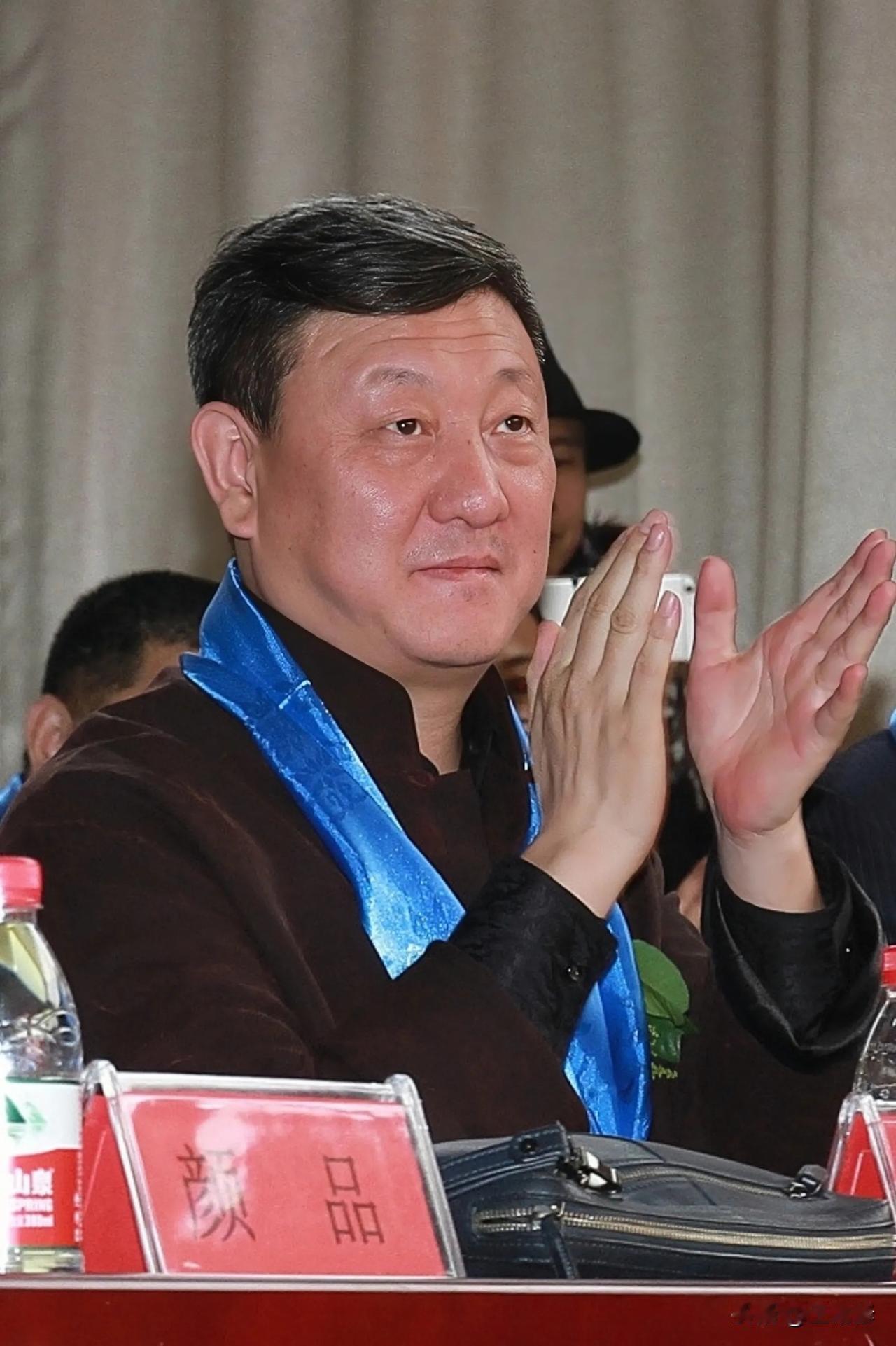 娱乐圈韩磊的辟谣堪称教科书！

粉丝怀孕、百万空头支票、私生子等等传闻，仅一夜间