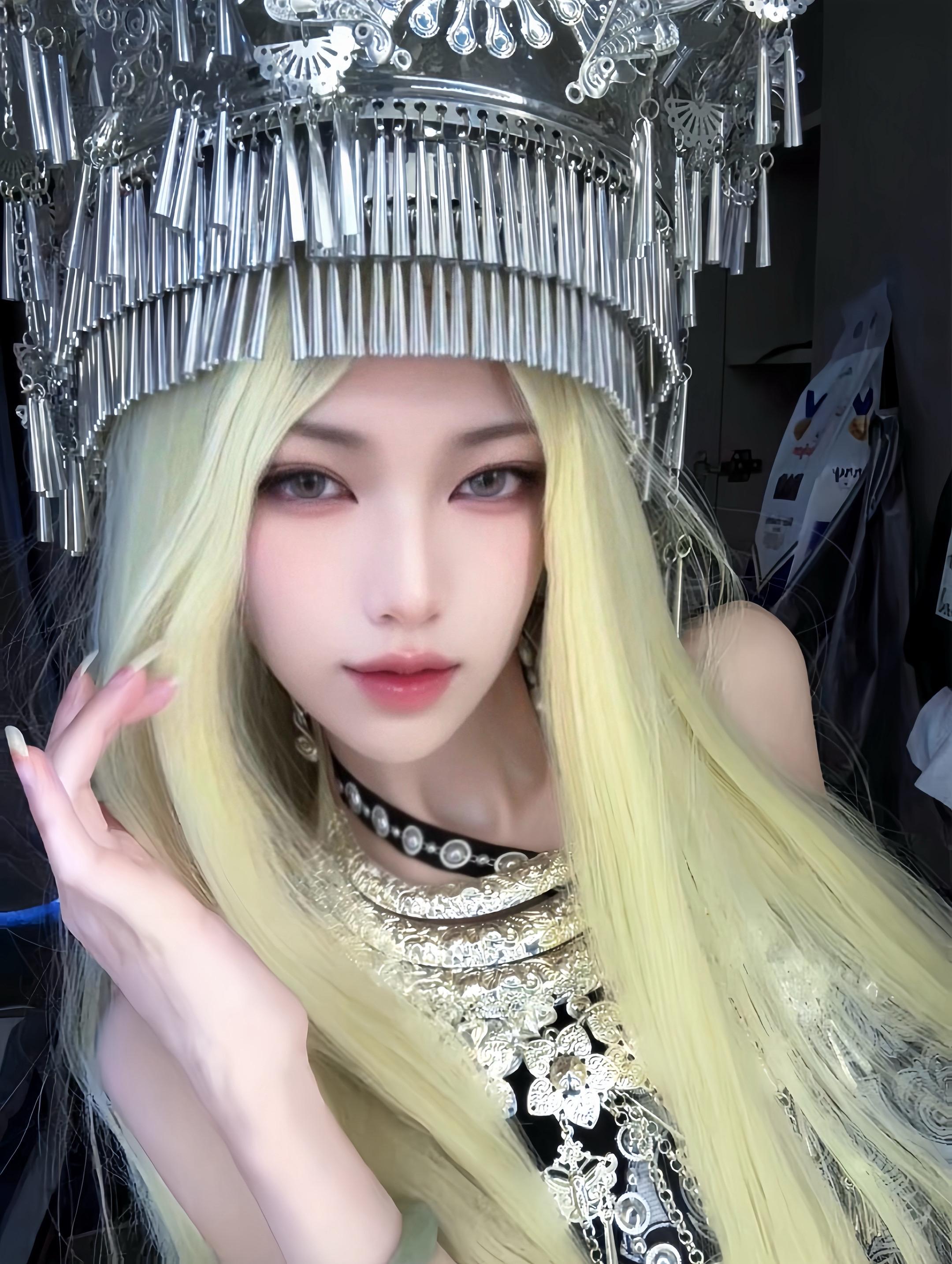 现在还有心情发美照，一想到马上又要实习工作，我将顶着我的黑眼圈动不动就...