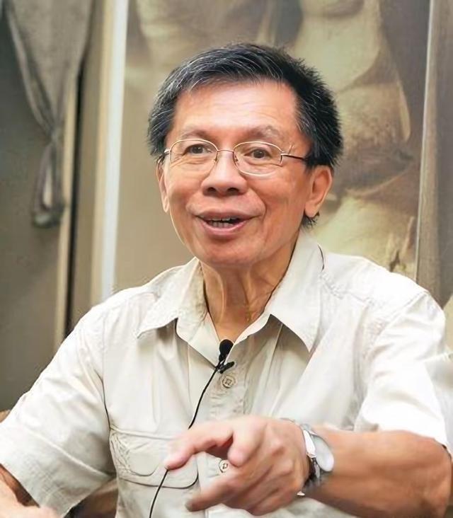 沈富雄曾告诉吴峥：你本来就是从对岸迁徙到台湾来，其实你和我都是中国人这是事实，但