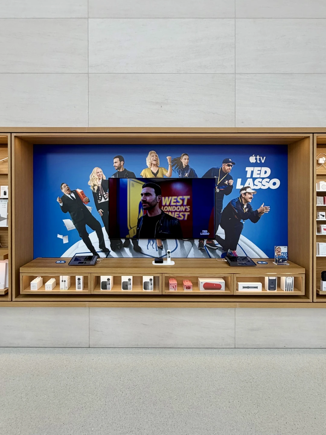 tv Avenue更新：TED LASSO