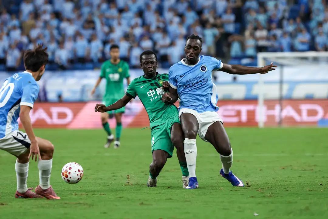 中超第7轮的一场关键对决中，深圳新鹏城在主场0-1遭北京国安绝杀，吞下联赛三连败