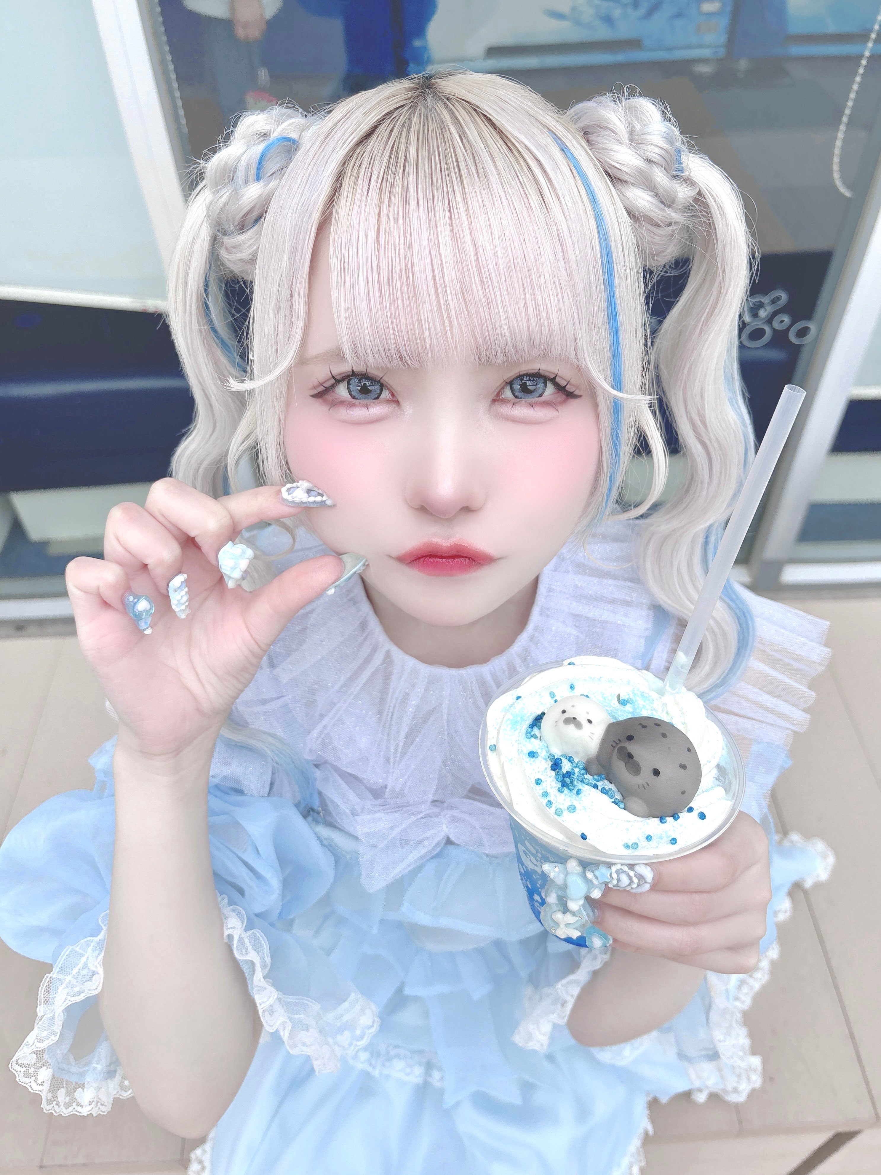 輪廻ねる：「喜欢高发色的女孩子吗？」Neru【NANIMONO】所属担当色：水色