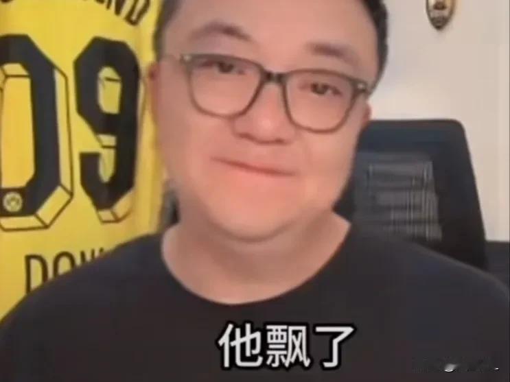 关于克雷桑，董璐的说法没错，他确实有点飘了，现在他踢球有点独，眼里完全没有队友，