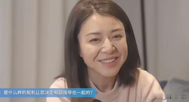 昨天邱贻可采访时，我发现他媳妇才是顶级智慧。

她老公邱贻可就是孙颖莎教练，
她