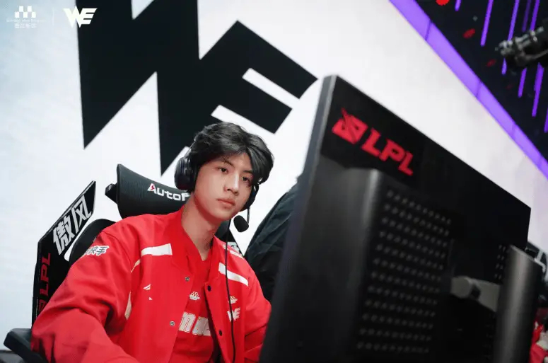 【Monki：其实我不是男枪绝活哥，看对面Ban感觉挺搞笑的】2025LPL第二