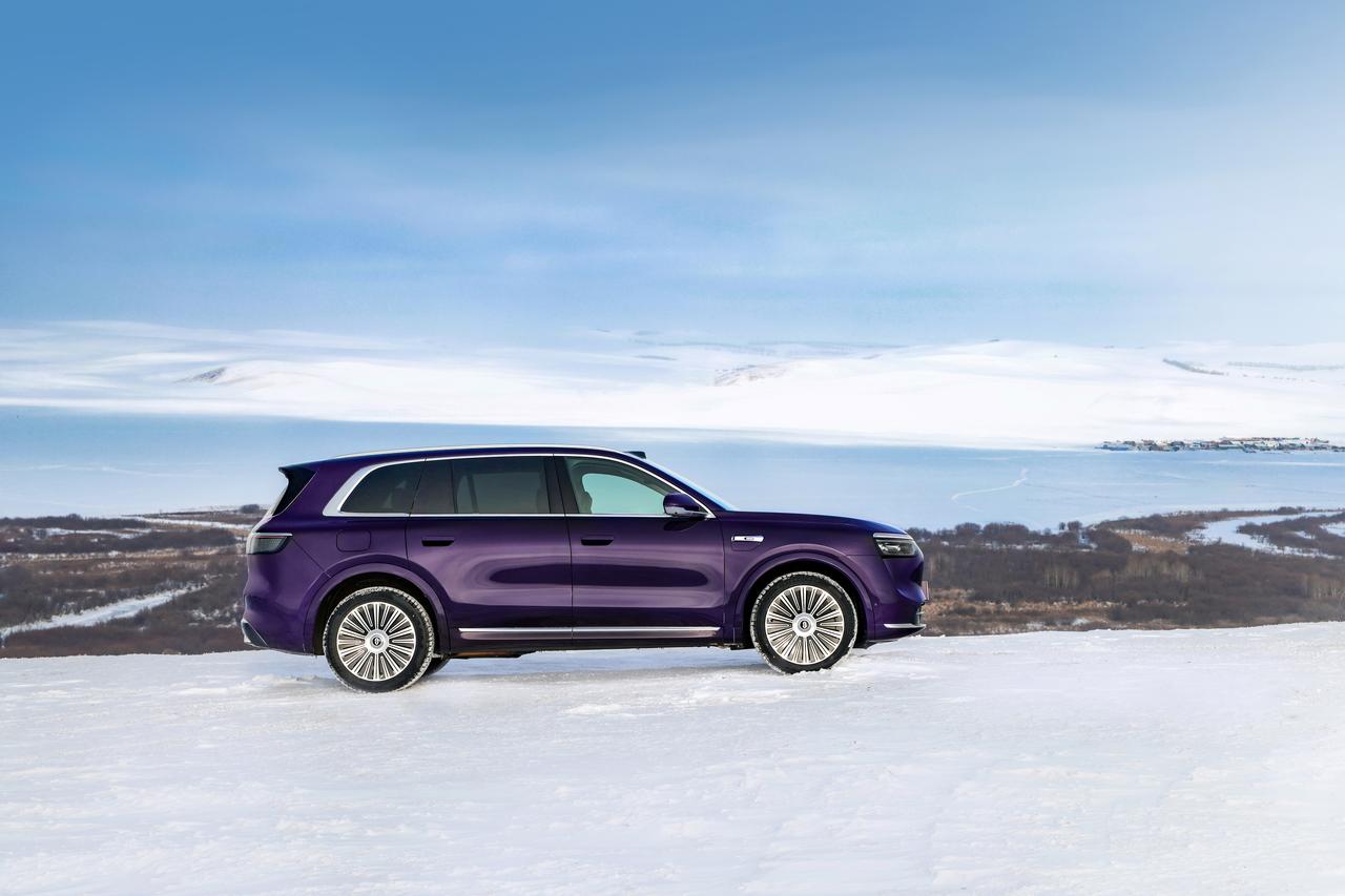 冬天选家用车，得看这份“全能底气”
看了问界M8的冬测视频，突然觉得一台靠谱的家