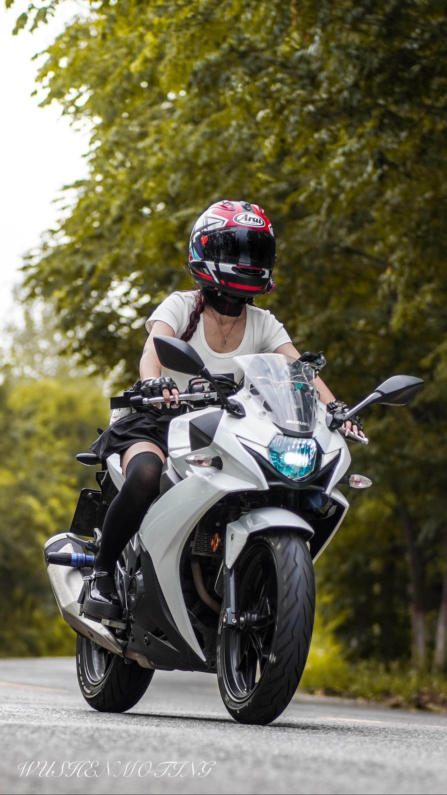 在吗？ 进来看女骑 不骗人。8/10骊山追焦。 周末骊山女骑跑山 街车...