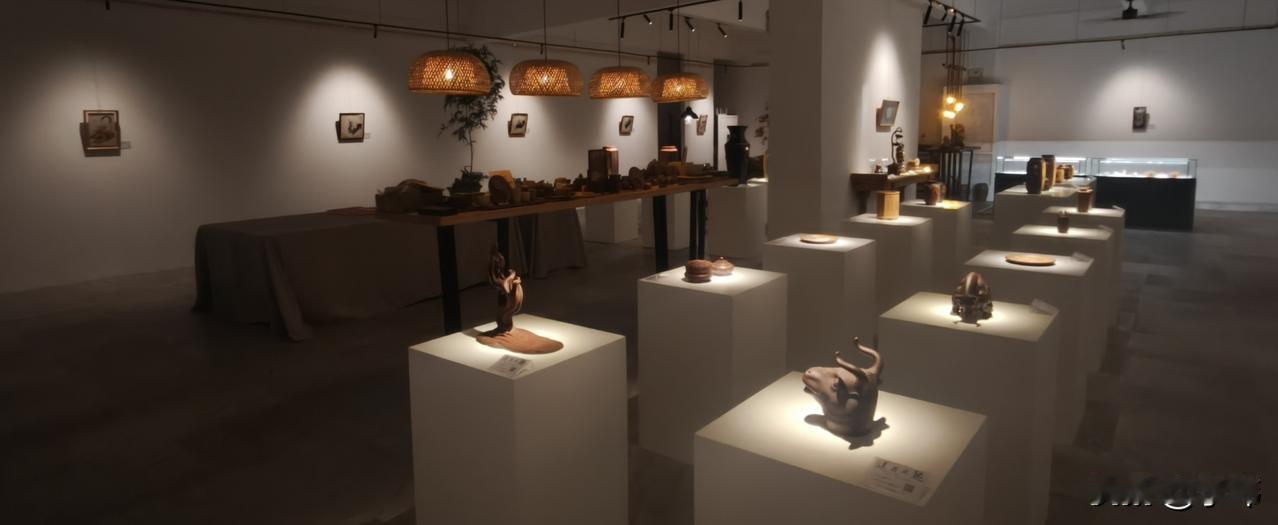 展览布展好了，10.21号下午三点开幕式