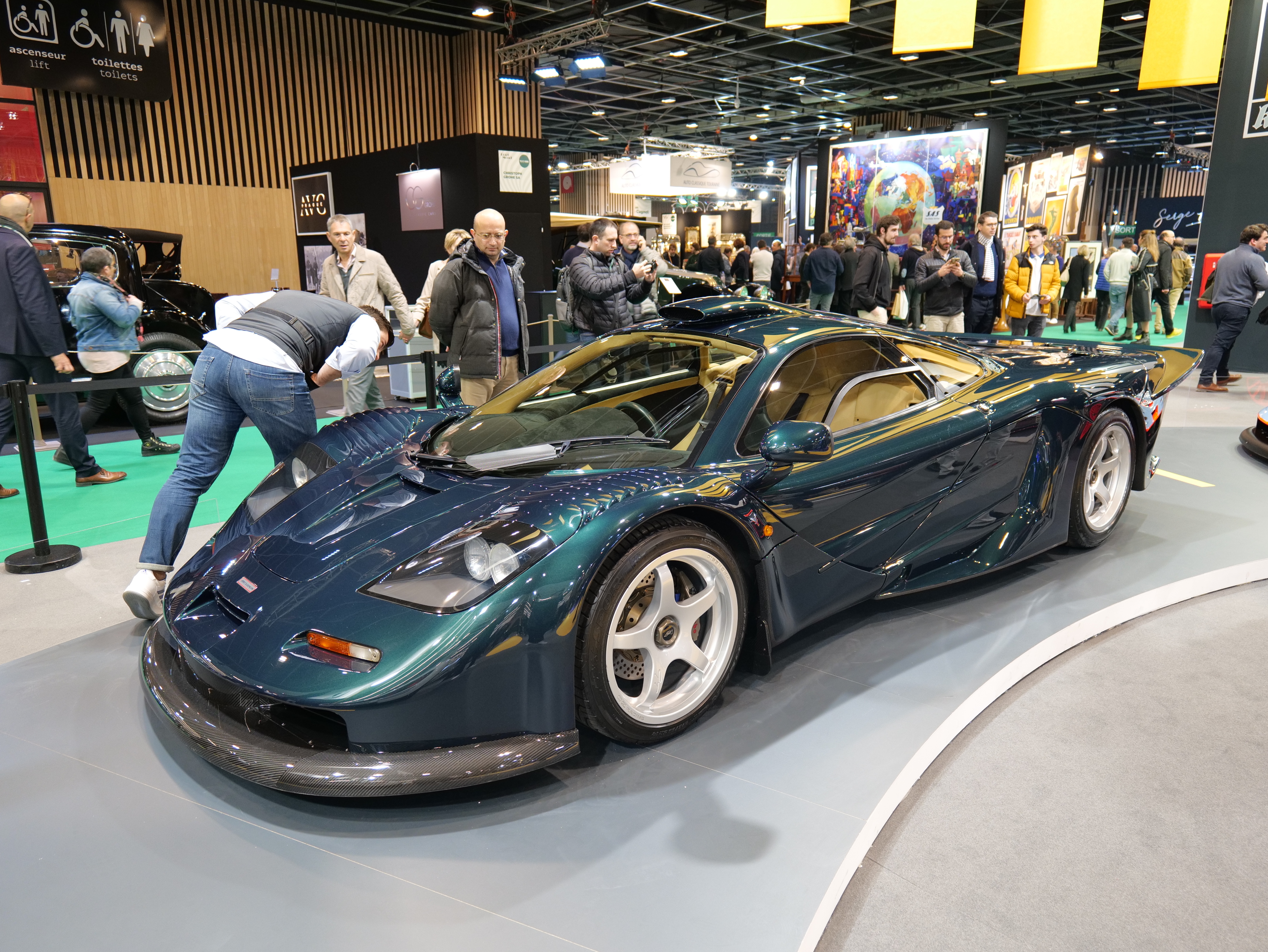 shen车视界 第一篇长文准备写一写，追梦8年，我见过多少台McLaren F1