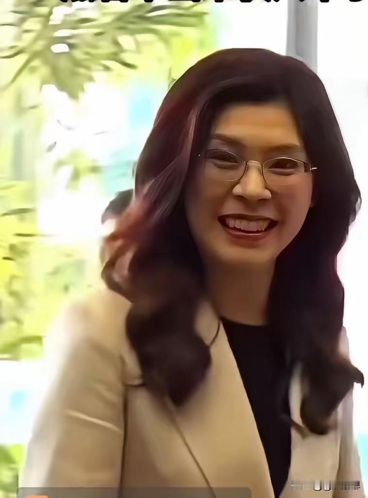 我们应该给台湾划一道底线，就是说不管哪个党派，哪个人在台湾执政，我们都要在某一年