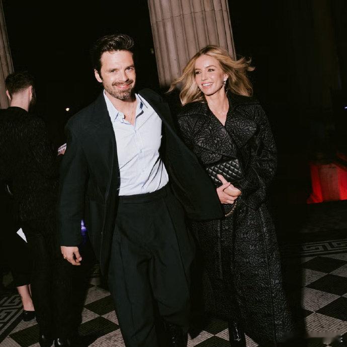 冬兵当爸安娜贝拉沃丽丝当妈 据外媒，“冬兵”塞巴斯蒂安·斯坦和女友安娜贝拉·沃丽