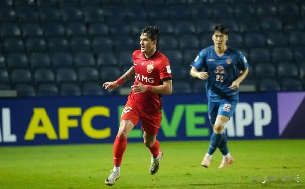 上海海港窝里横，横出天际！海港亚冠再次败北，又是一个0:2，小组积分垫底。如果上