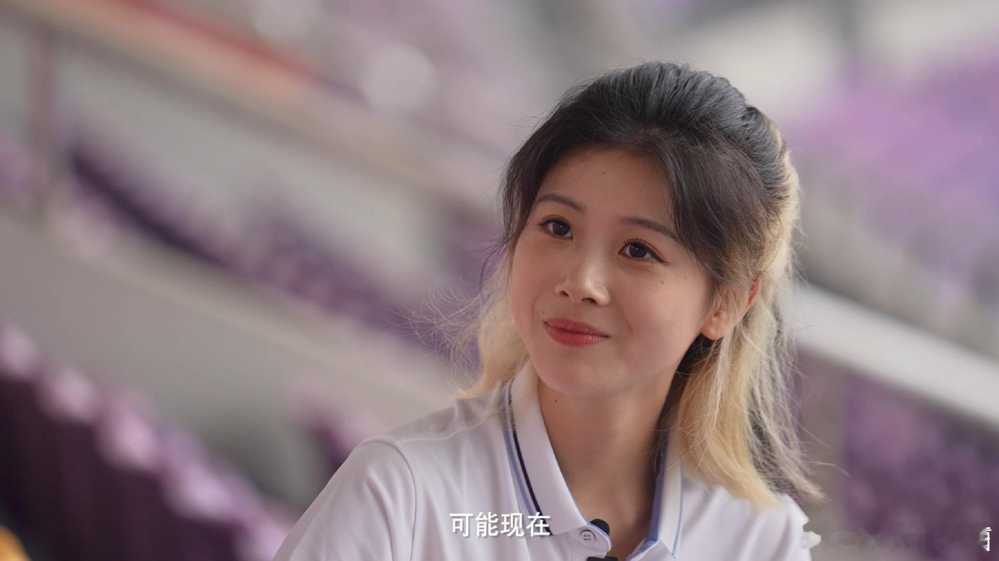 亚洲首位长跑女冠军回忆奥运夺冠名场面 亚洲首位长跑女冠军王军霞在杭马起点分享超暖