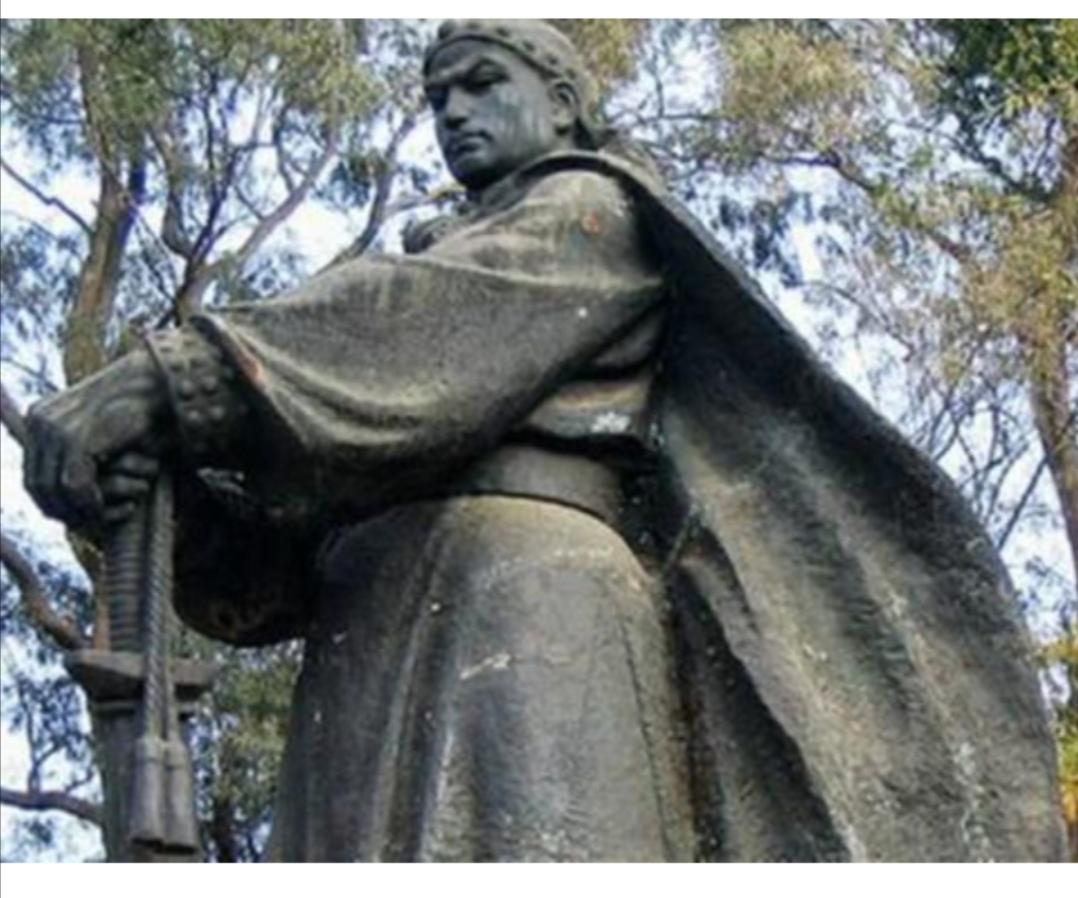 1863年，大渡河畔，一位年仅32岁的青年将领，望着滔滔江水，仰天长叹。

他曾