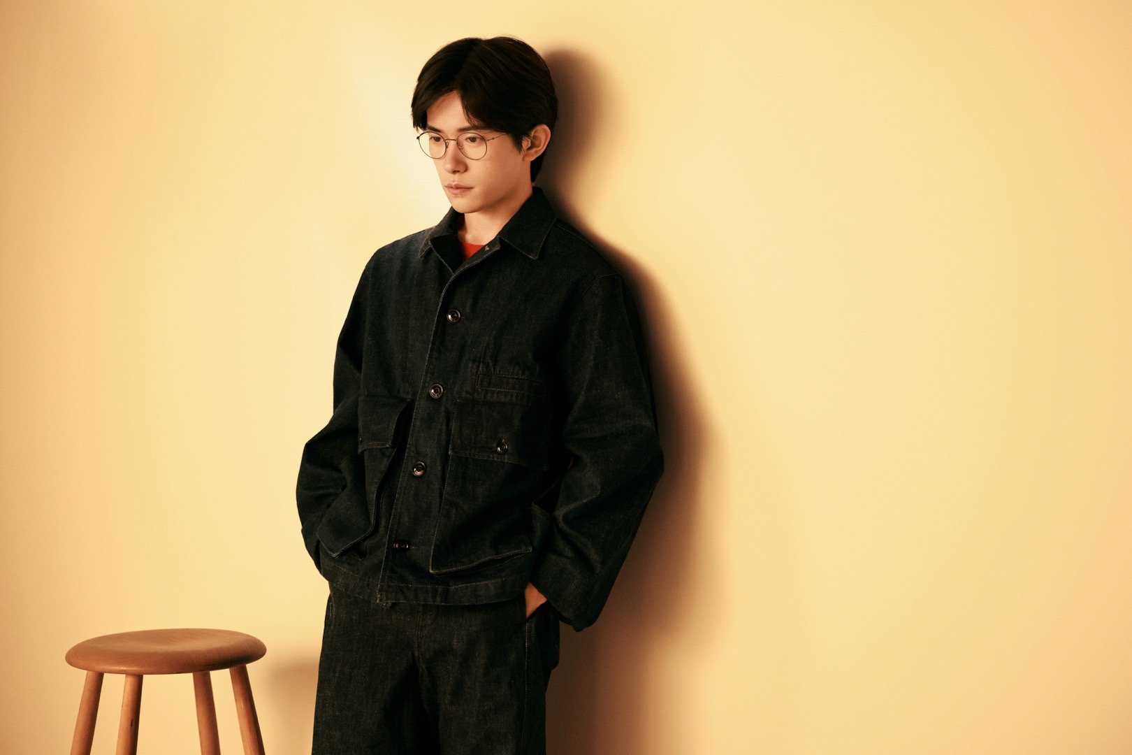 #易烊千玺眼镜造型合集#易烊千玺真的太帅啦 戴眼镜就更不用说了 直接帅飞我啦，千