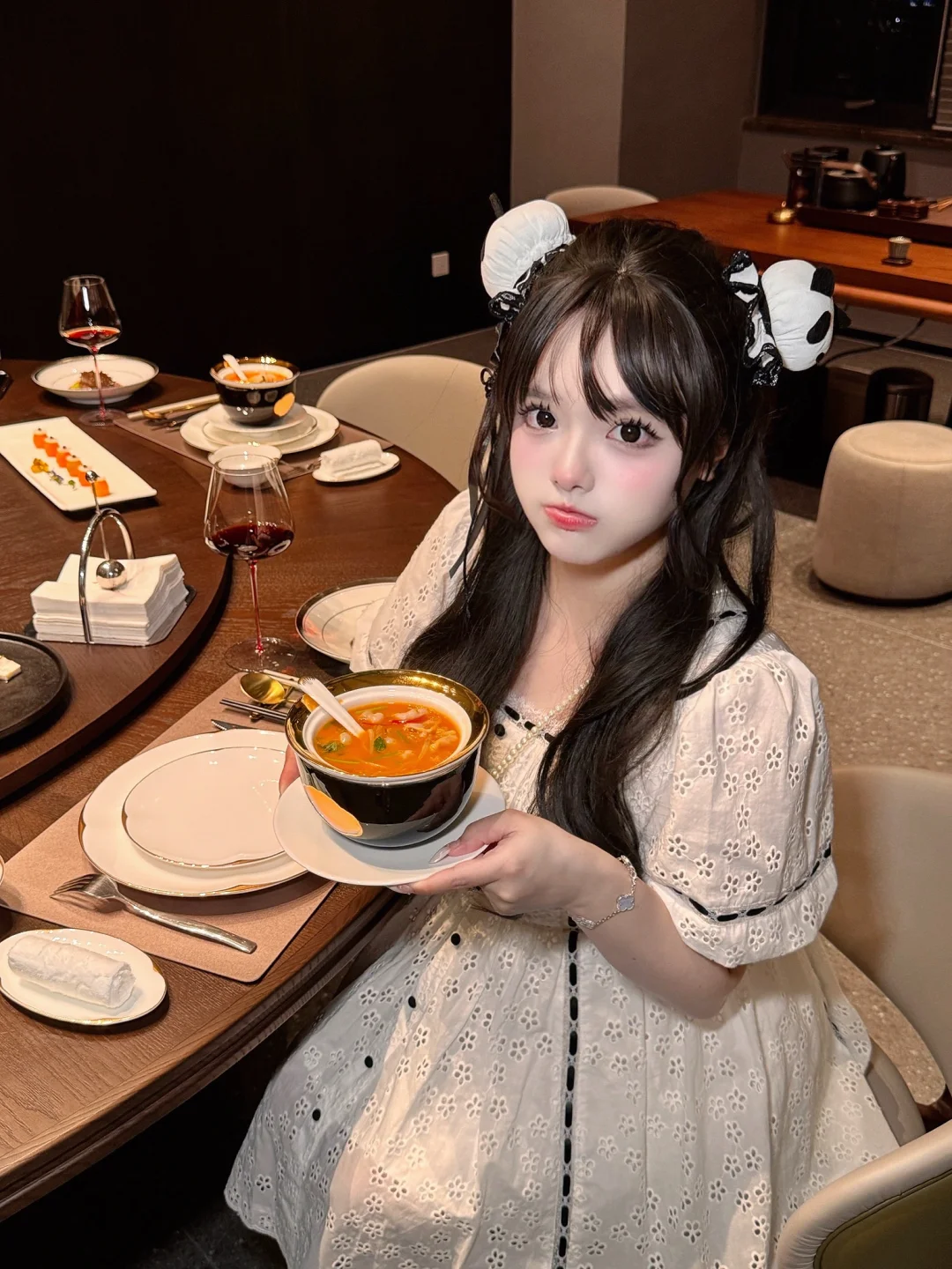 姐妹非说要带我中华娘见见世面🥢◔̯◔