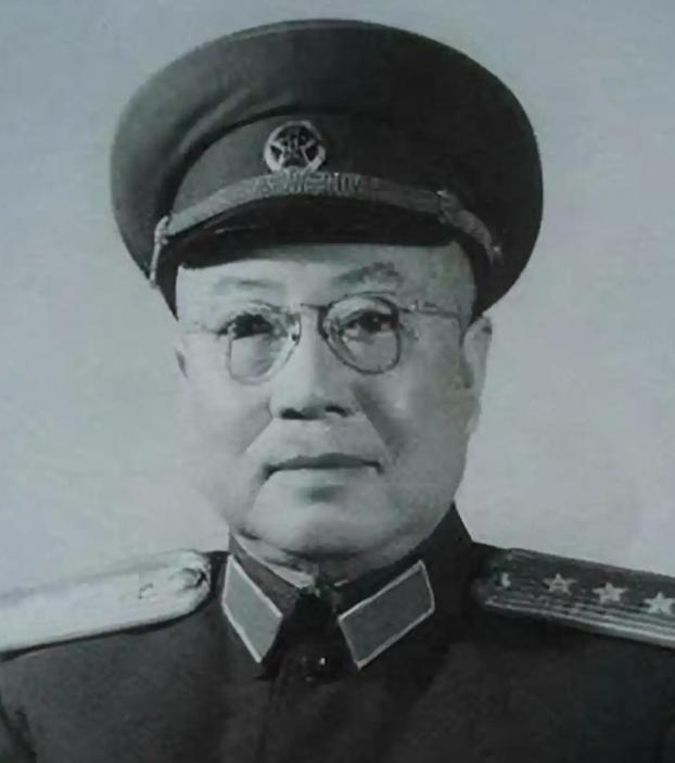 1946年，冀察纵队政委刘道生发现，司令员郭天民瞒着军区首长聂荣臻，将一万多本该