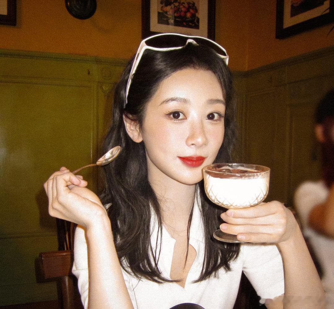 杨紫 早啊杨紫