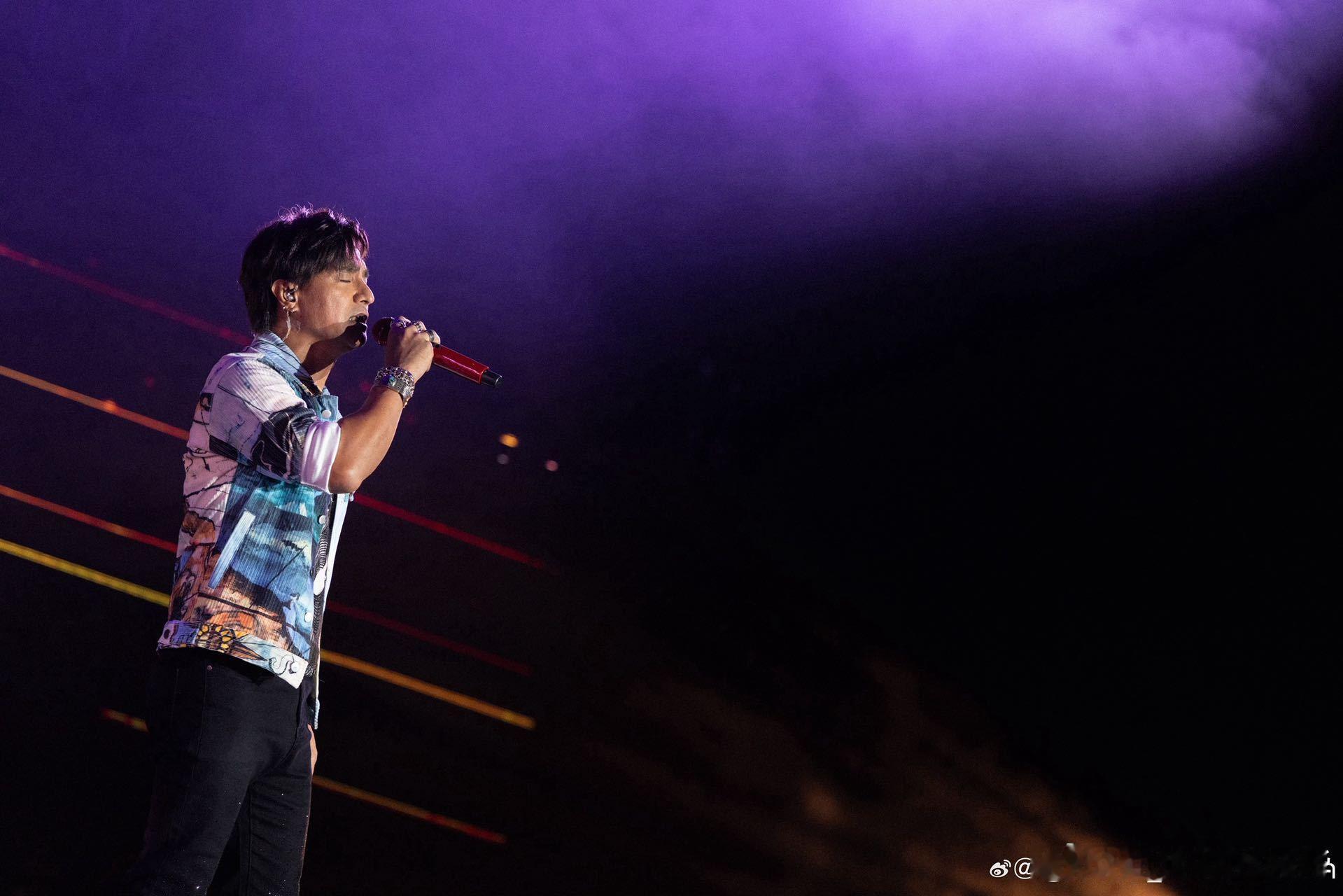 动力火车一路向前演唱会南京站 ⚡️现场天花板来了！7月11日奥体国缘V9体育馆，