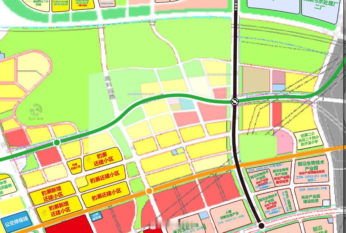 为高新四路贯通，光谷这里用地规划调整！
12月26日，为尽快贯通高新四路，东湖高