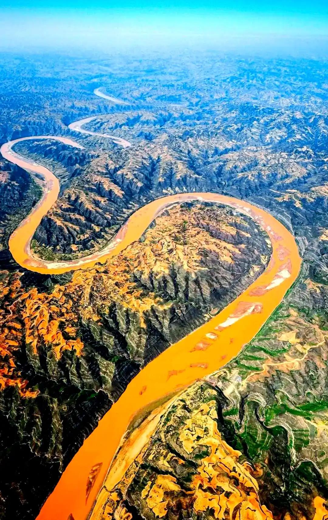 今天的河北，没有黄河，翻开地图，黄河在河南、山东两省之间画出一道弯弓，恰好在河北