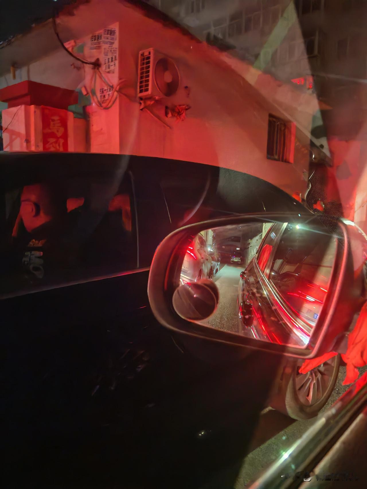 真的是男女搭配干活不累，
这不是我说的哈，
但至少说明很多人都有这个感觉。
今天