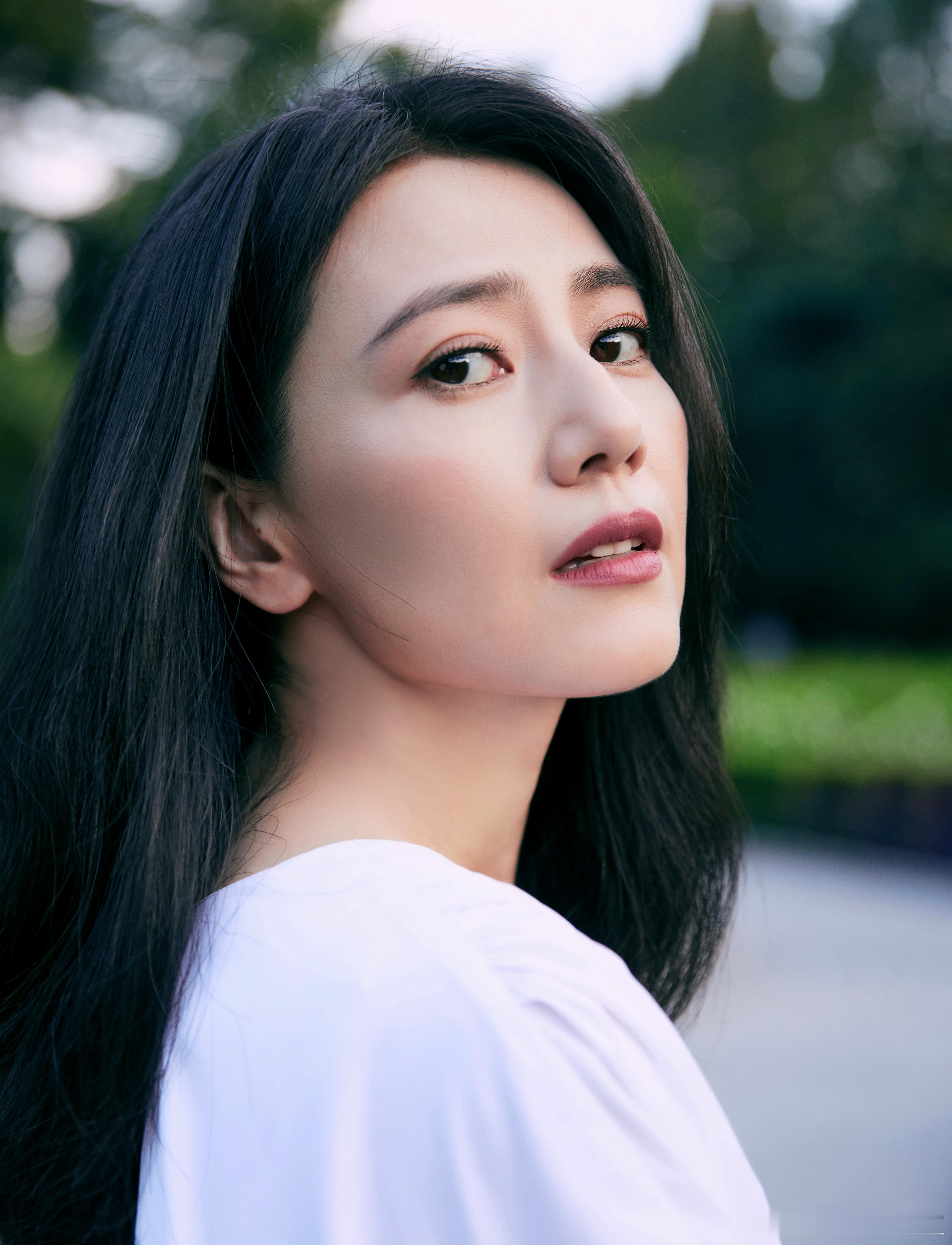 我一直都觉得，成年人的焦虑，一大半都来自“必须拥有”的执念。高圆圆 就像姐姐这组