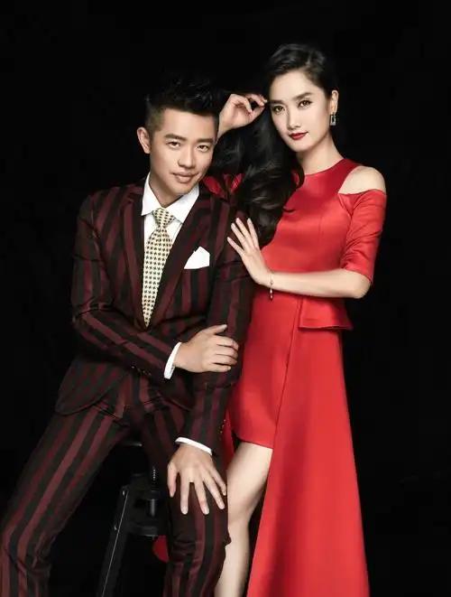 凤凰传奇再合体：争议中绽放的默契与坚守

时隔五个月，凤凰传奇终于在近日的一场公