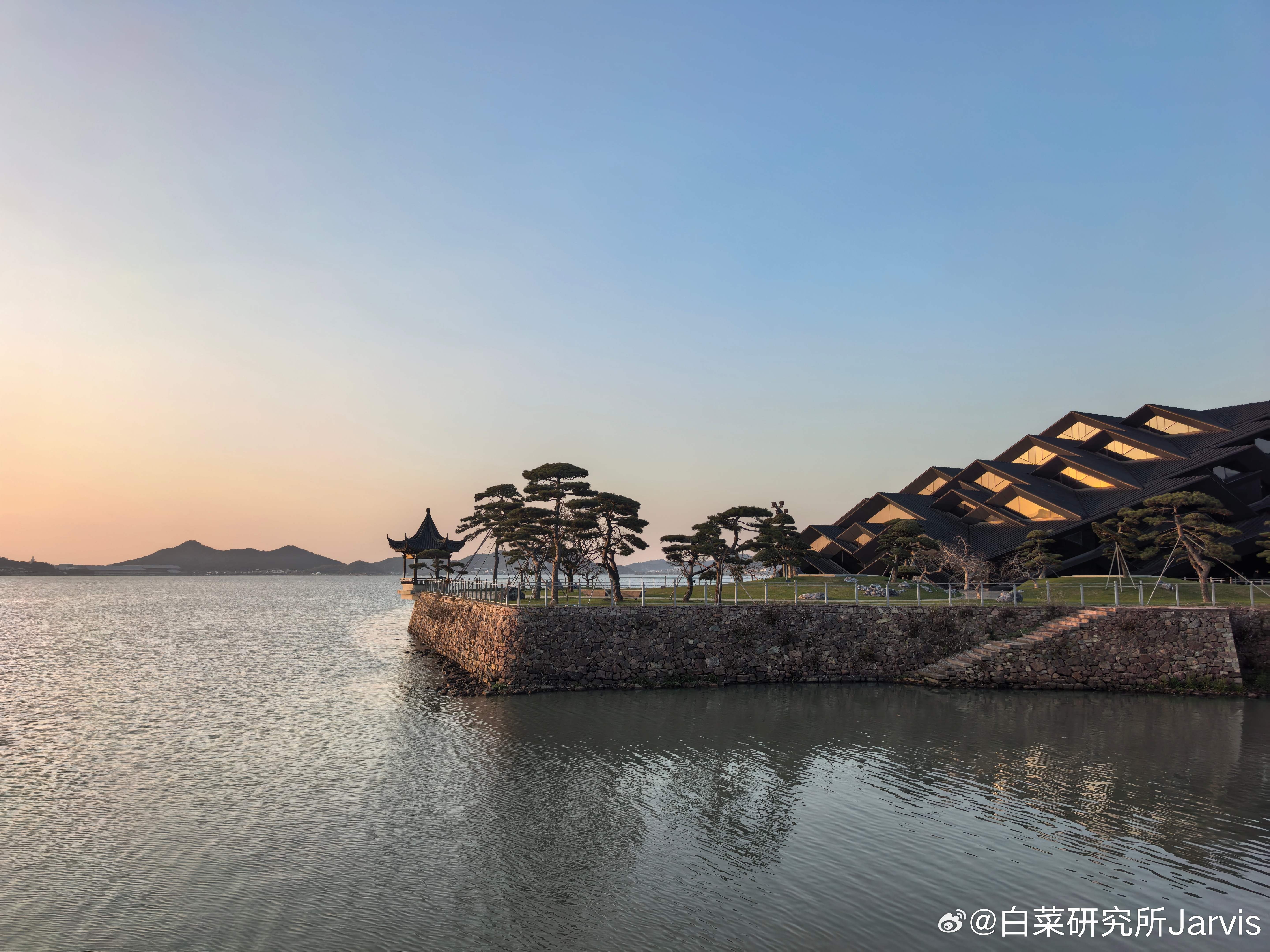 每次在广丰的活动上，都能遇到知乎的老朋友们，然后就会被一堆卷王卷到 宁波·钱湖胜