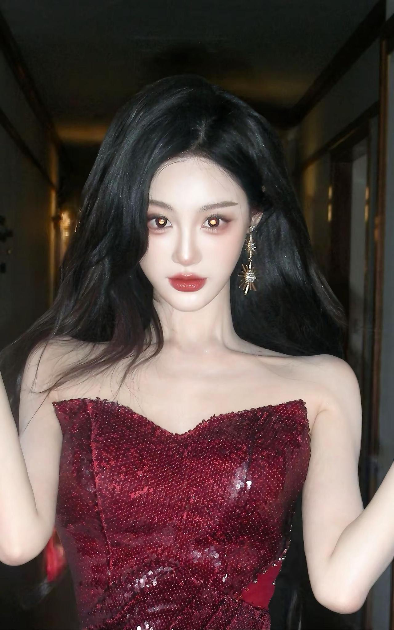 工作室给了最美妆造 浅当一下女明星