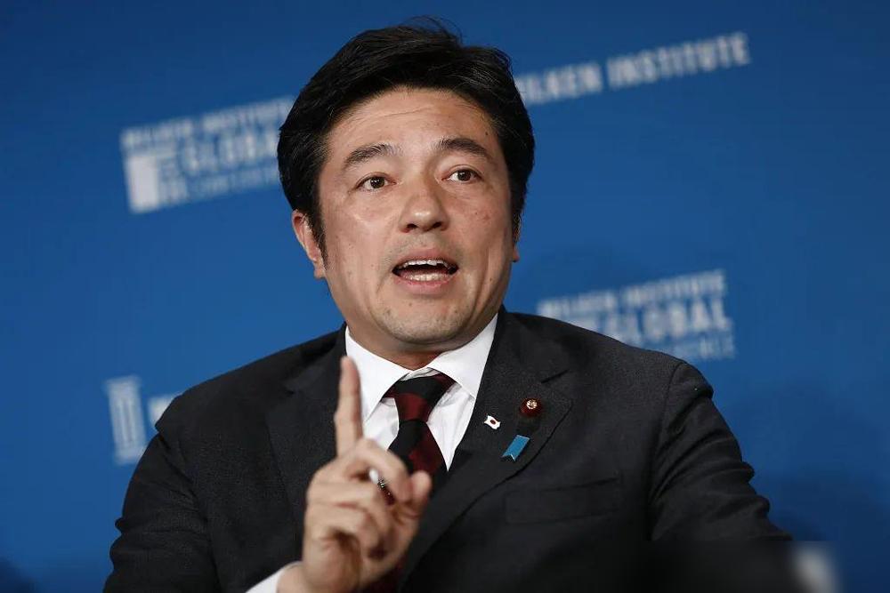 到时你将知道自己怎么没的！

日本前副防卫大臣、右翼政客中山泰秀最近窜到台湾地区