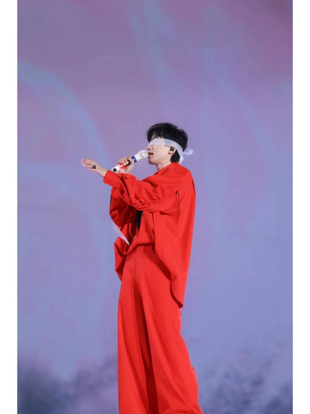 #库迪张杰这就是爱#OMG！张杰演唱会的联名太会整活了吧！从绝美星海特效到顶级舞