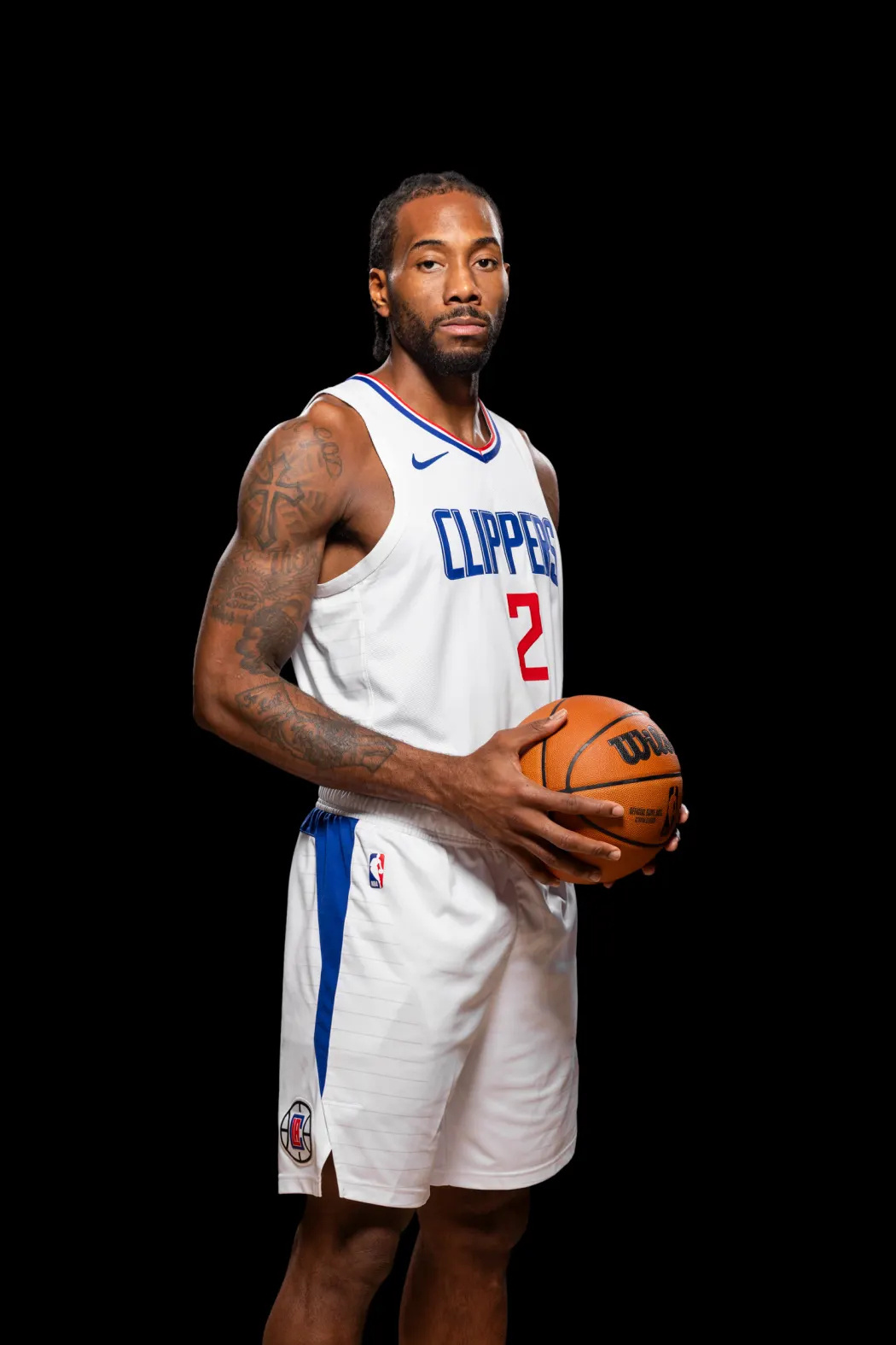 现役第一小前锋，有争议吗？场均23.9分6.3篮板3.7助攻1.7抢断1盖帽，投