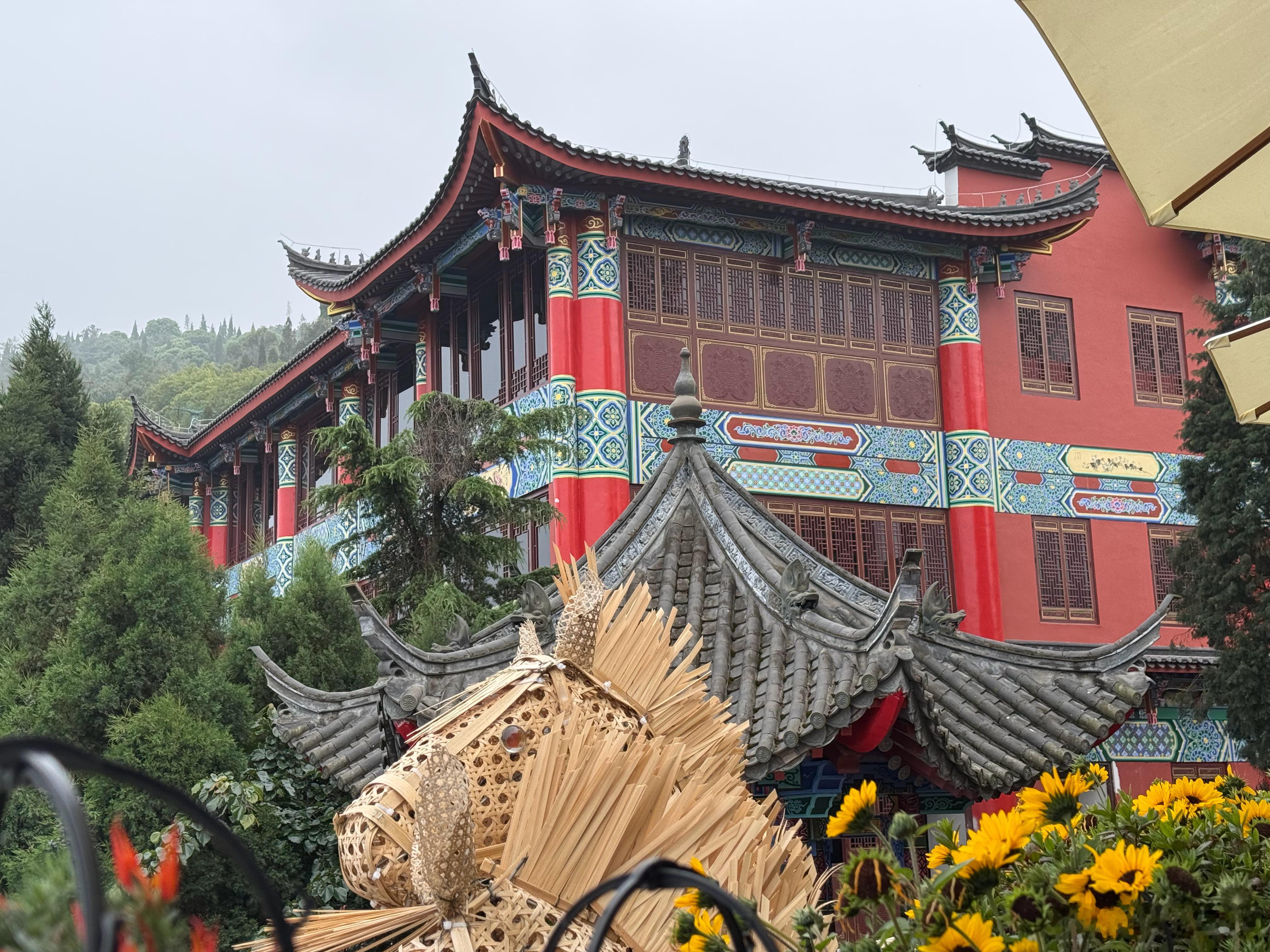 昆明龙门索道西山站附近的风景。 昆明·龙门索道西山站