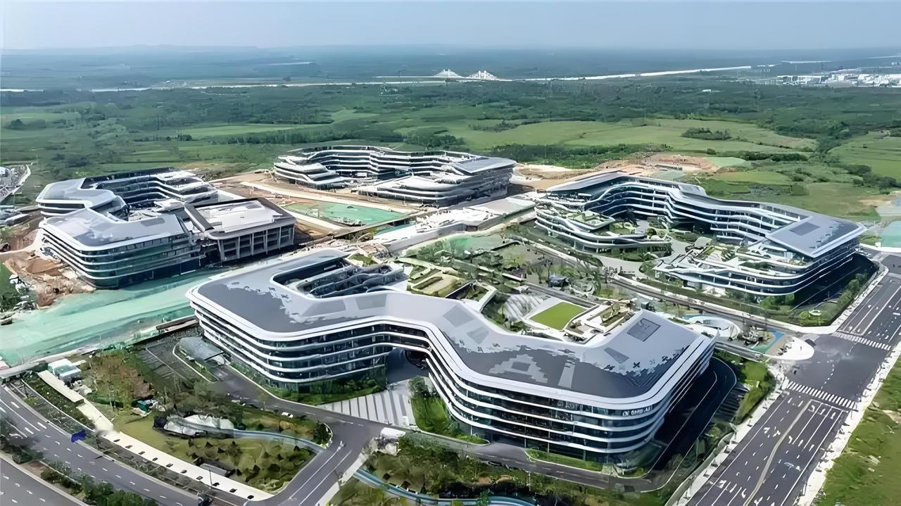 合肥三县体育配套，肥西就一定全面领先长丰？跑遍场馆才发现真相完全不一样！
 
合