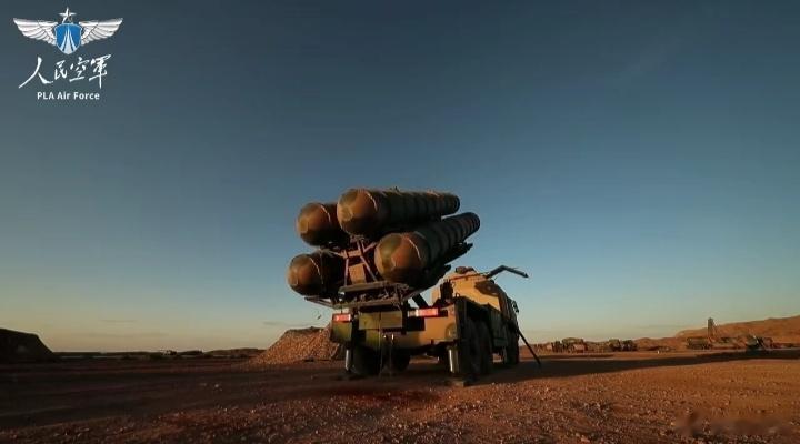 人民空军地空导弹兵成立65周年 ​​​