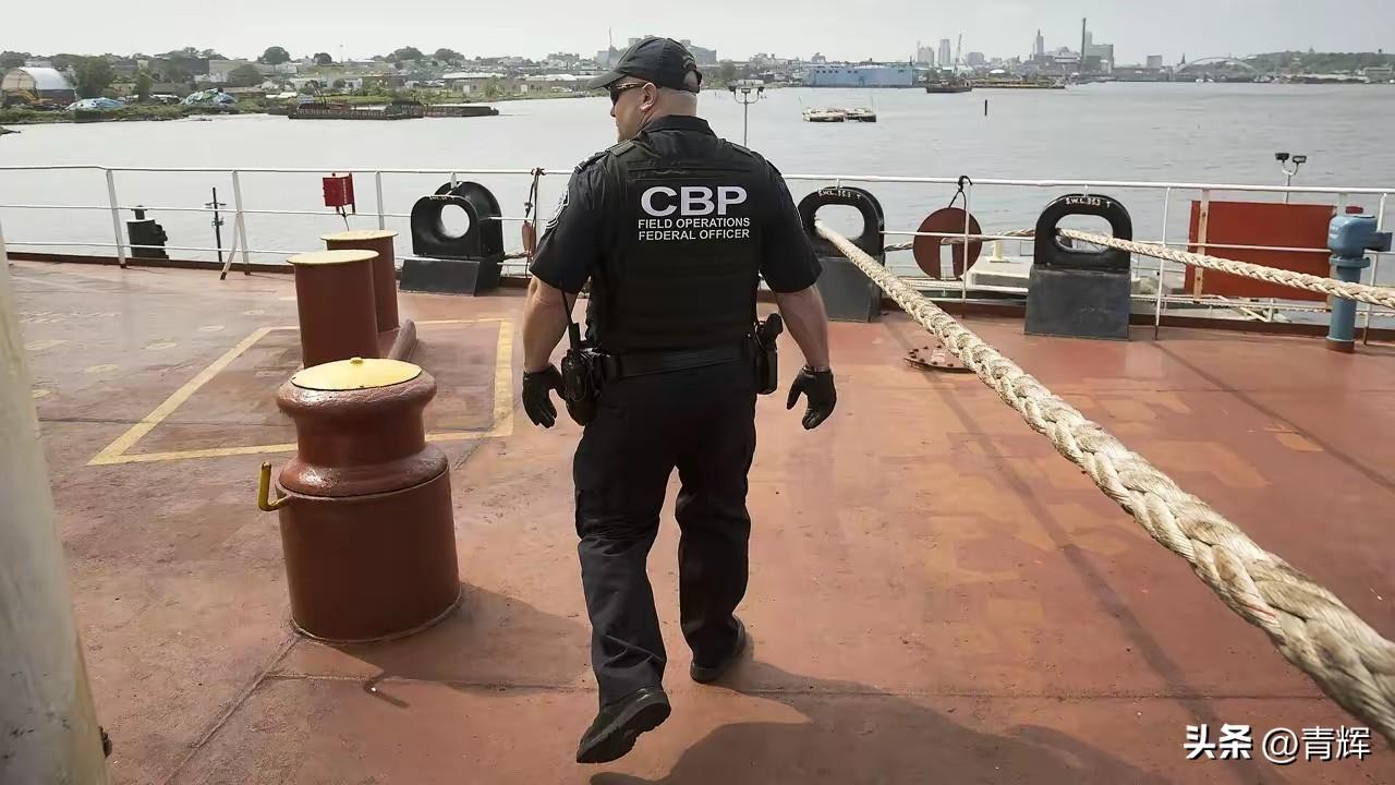 离谱？美国海关突击检查越南境内的与中国有关的工厂，严查中国商品非法入境
美国的彭
