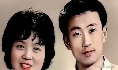 1977年，知青刘小勇考上大学。临走前夜，17岁王爱娟含泪解开衣扣：“小勇哥，你