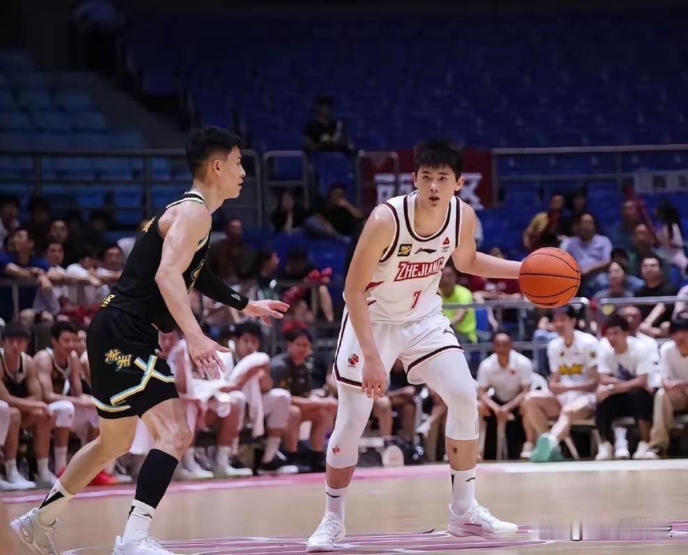 连续两场砍52+44！命中22个三分球！李悦州的得分能力历史罕见

U18男篮全