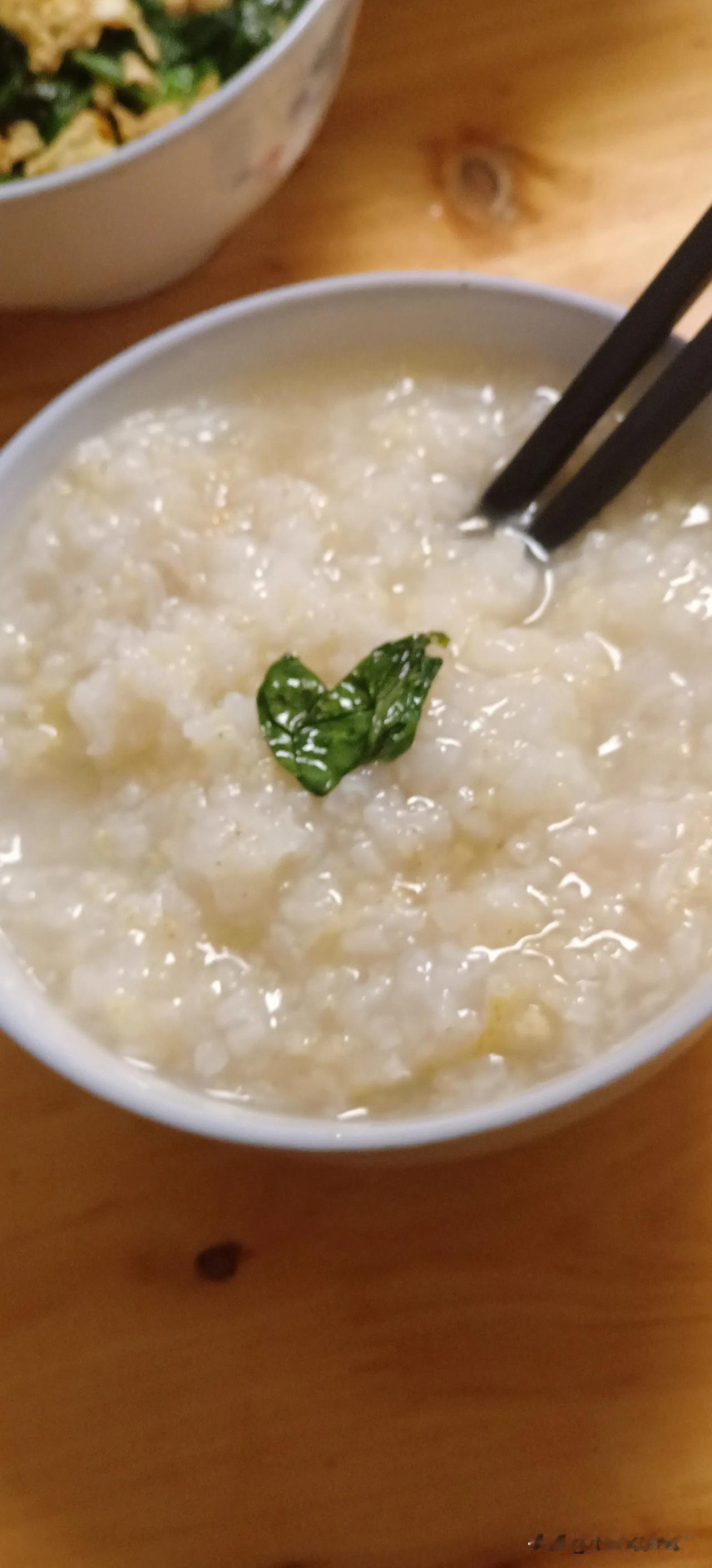 大家好我是一位白血病病人，今年第四年时间，

做我们缝纫工作辛苦，但是还是能赚钱