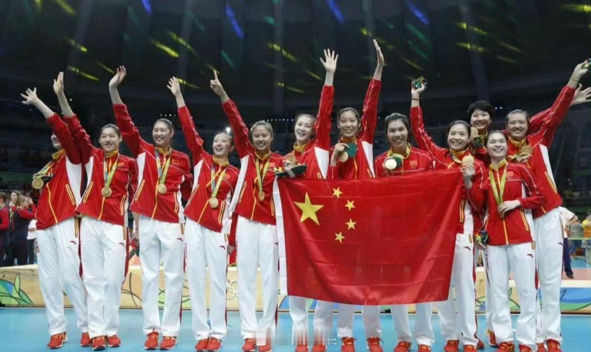 #中国女排 永远不缺重来的勇气#中国女排永不服输！！咱们尽力就好[鼓掌] ​​​