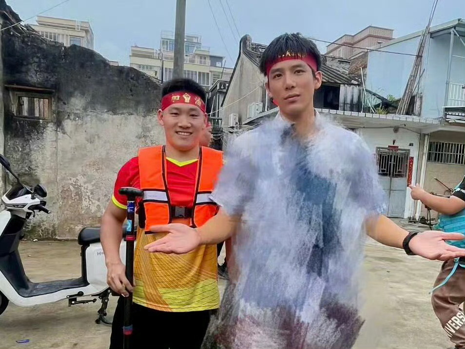 王一博王安宇爆改王安全，王安全招谁惹谁了！这三人中，我最喜欢王安全，哈哈哈哈哈哈