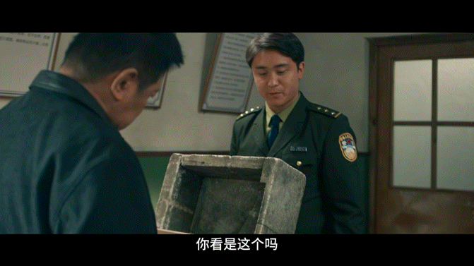 崩溃的爸伤心的妈难以回头的他不敢想象作为父亲亲眼看到儿子走上这条不归路，内心该有