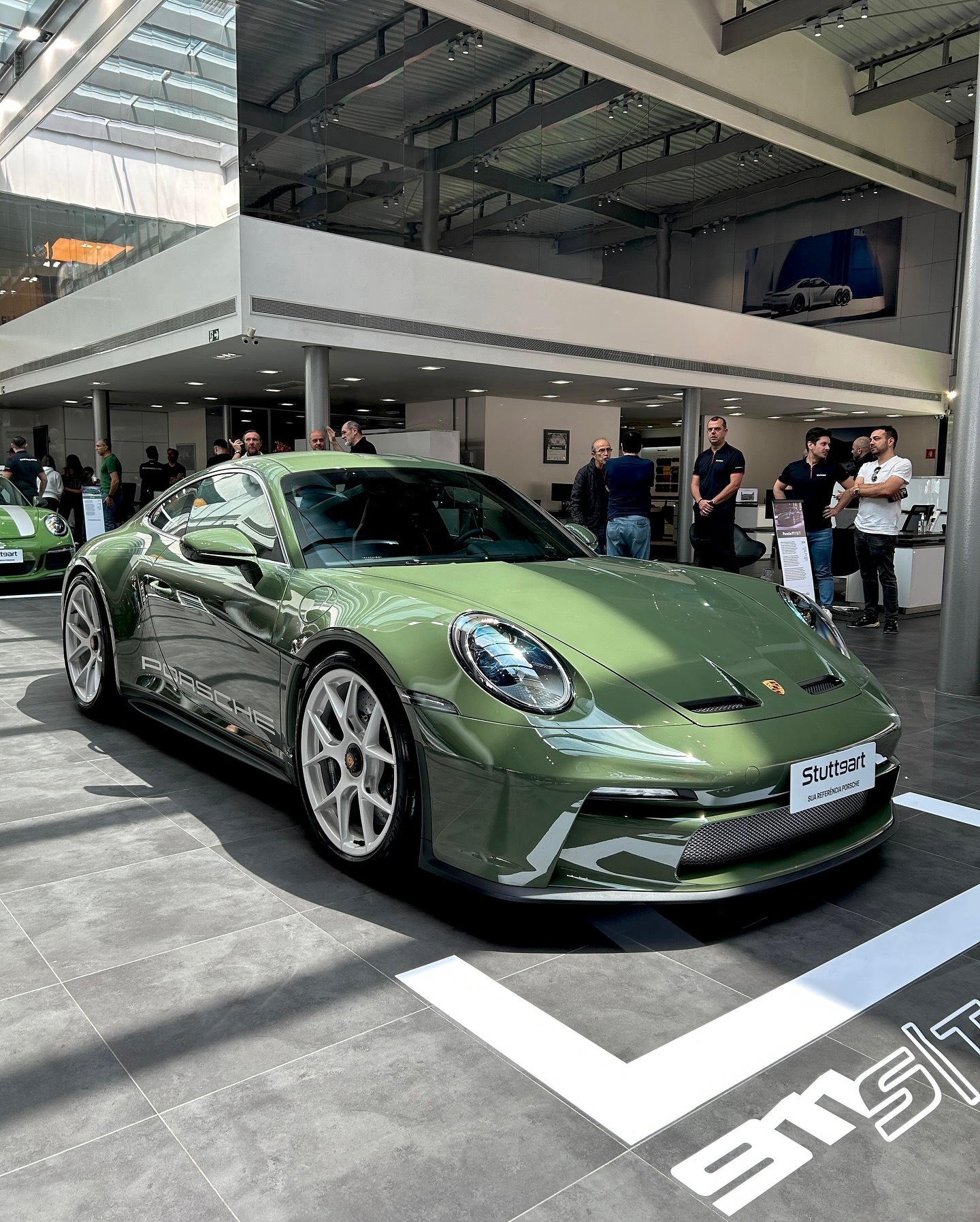 Porsche 911 (992.1) S/TColor:PTS Nato Ol