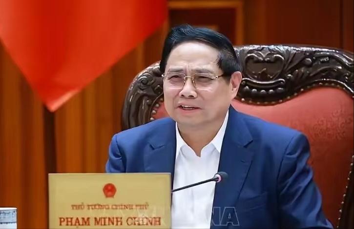 越南总理范明政高兴的太早了
2025年12月19日，越南首条高铁在胡志明市启动建