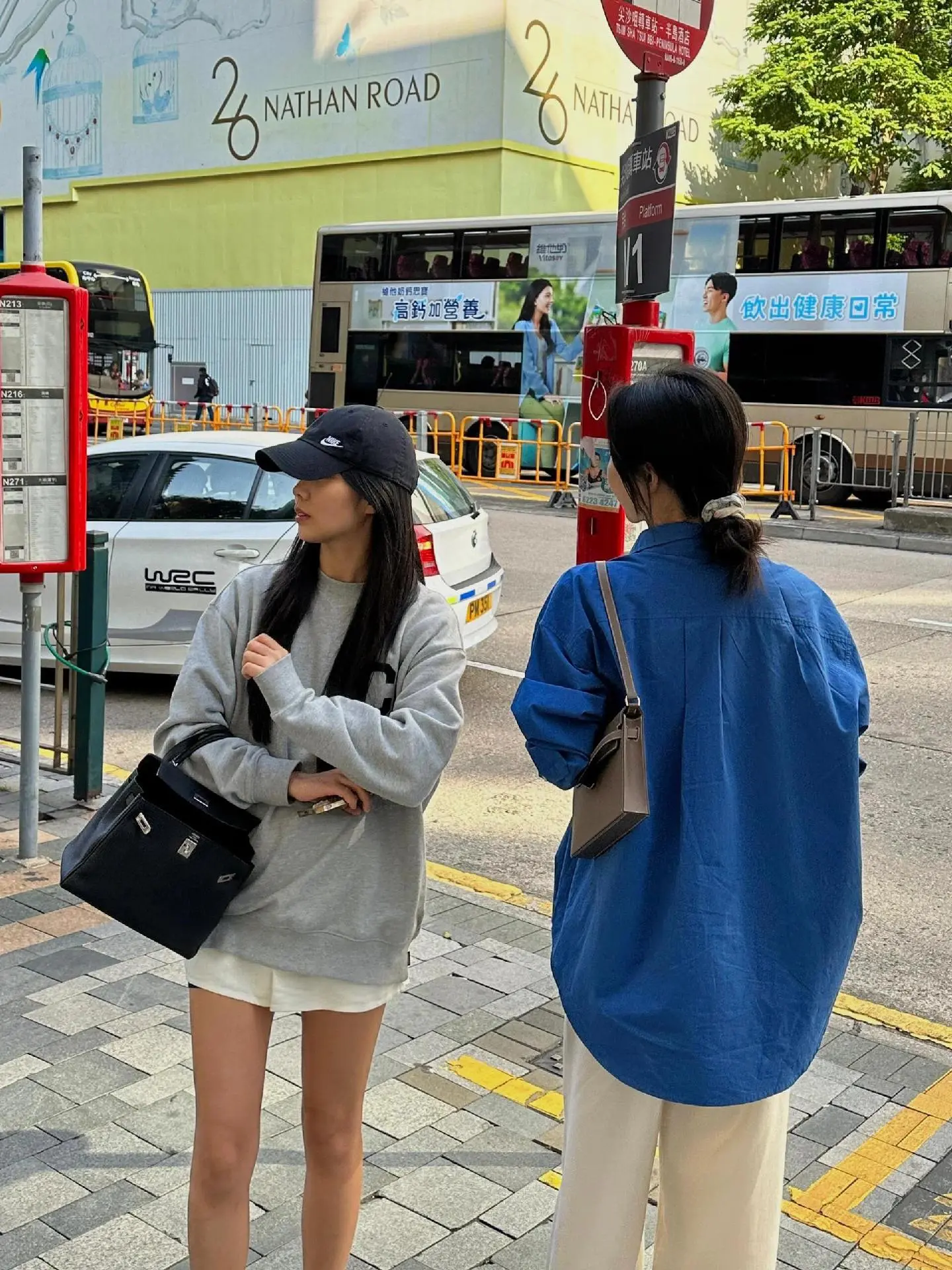 拿捏韩女搭配。