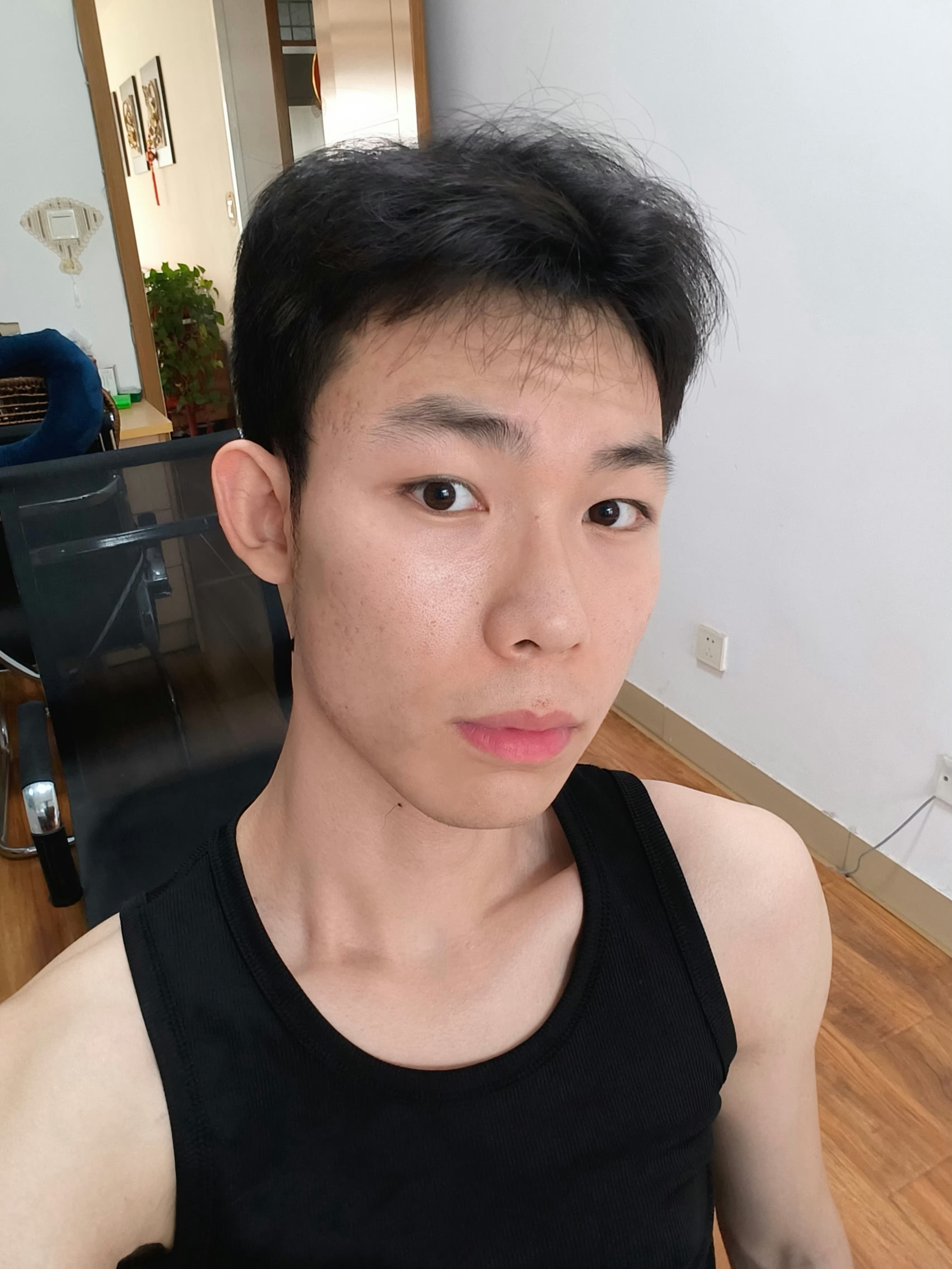 思慕社字母不要把小众关系的结束，当作爱意消散，也不要把它视作失败。真正体面的告别